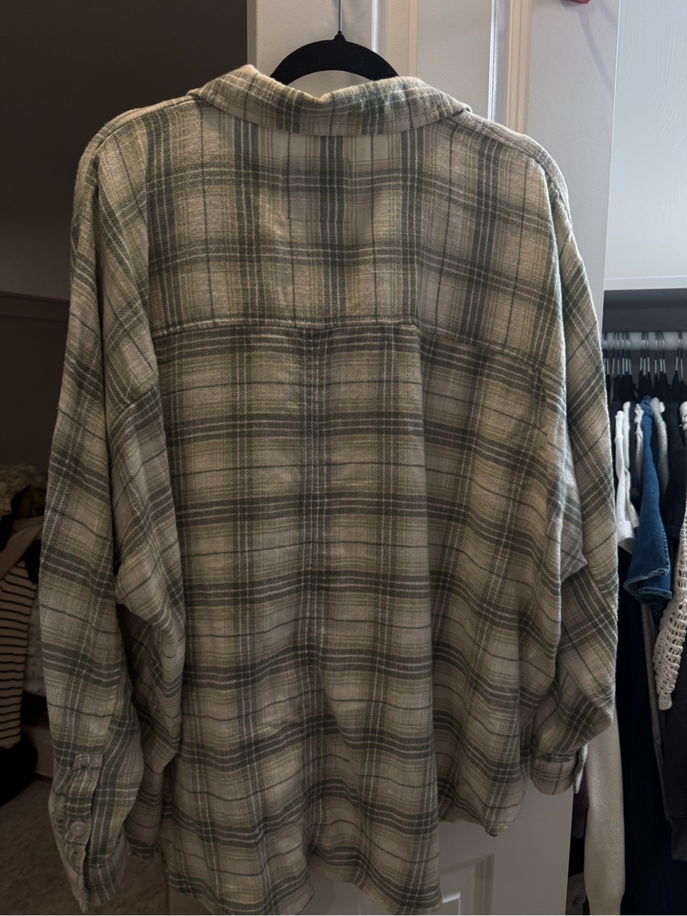 American Eagle Quarter Button Flannel - Picture 6 of 7